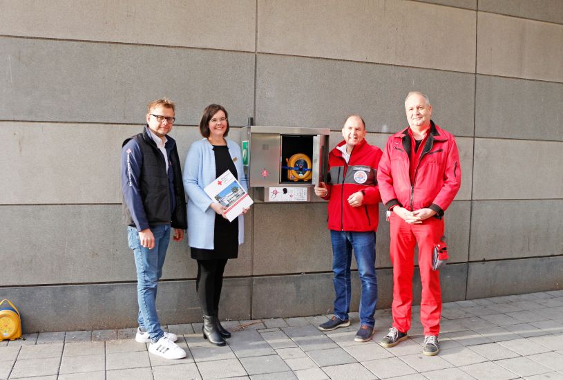 Im Bild (v.l.n.r.): Markus Ruckdeschel, Angelika Kreßel, Karl Bernet und Frank Maisel. Foto: Tobias Schif / © BRK Bayreuth