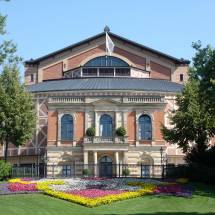 Das Festspielhaus in Bayreuth | © Bayreuth Marketing & Tourismus GmbH