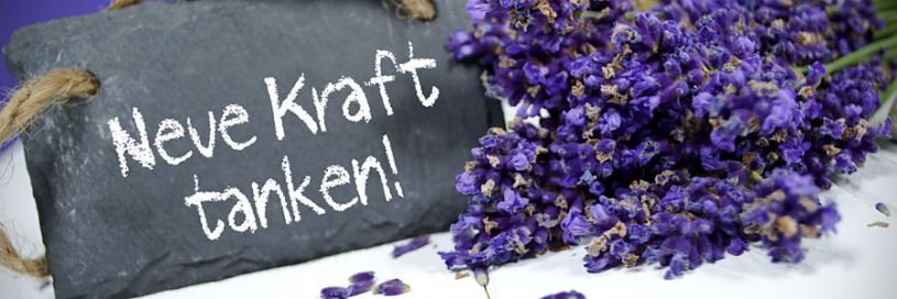 © 42743693 | Lavendel mit Schiefertafel, Neue Kraft tanken und Kerze | m.schuckart | fotolia.com Tanken Sie neue Kraft bei einer Anti-Stress-Behandlung in Bayreuth (Franken/Bayern) | © 42743693 | Lavendel mit Schiefertafel, Neue Kraft tanken und Kerze | m.schuckart | fotolia.com